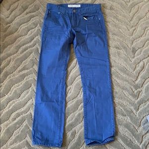 Express colored denim jeans